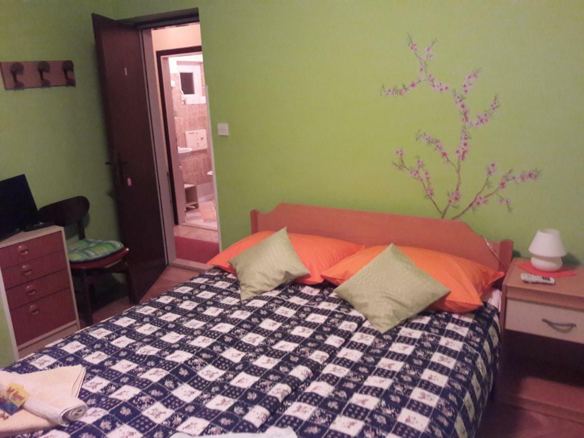 Apartments And Rooms Knez Portorož Exterior foto